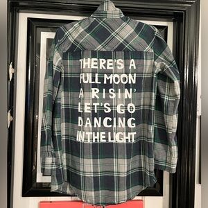 Gypsy Warrior graphic plaid flannel, small “there’s a full moon a rising”